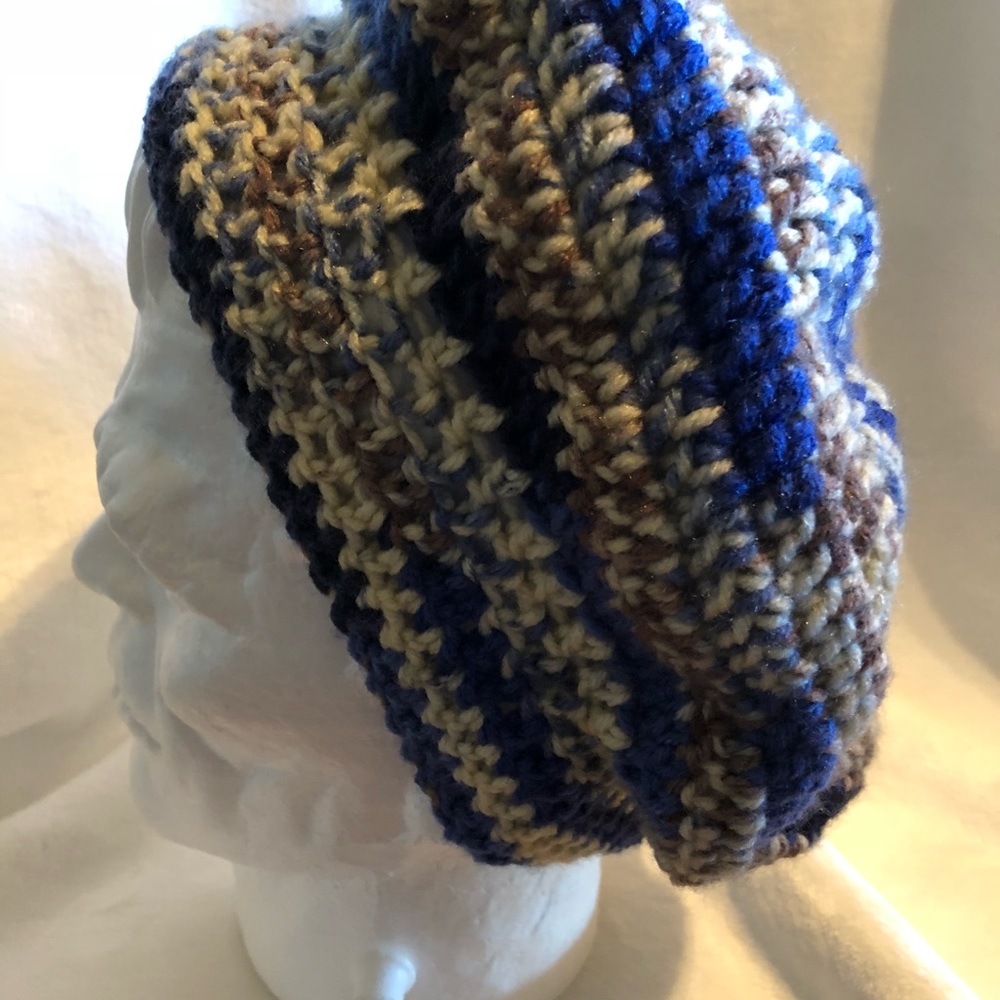 Messy bun crotchet hat.